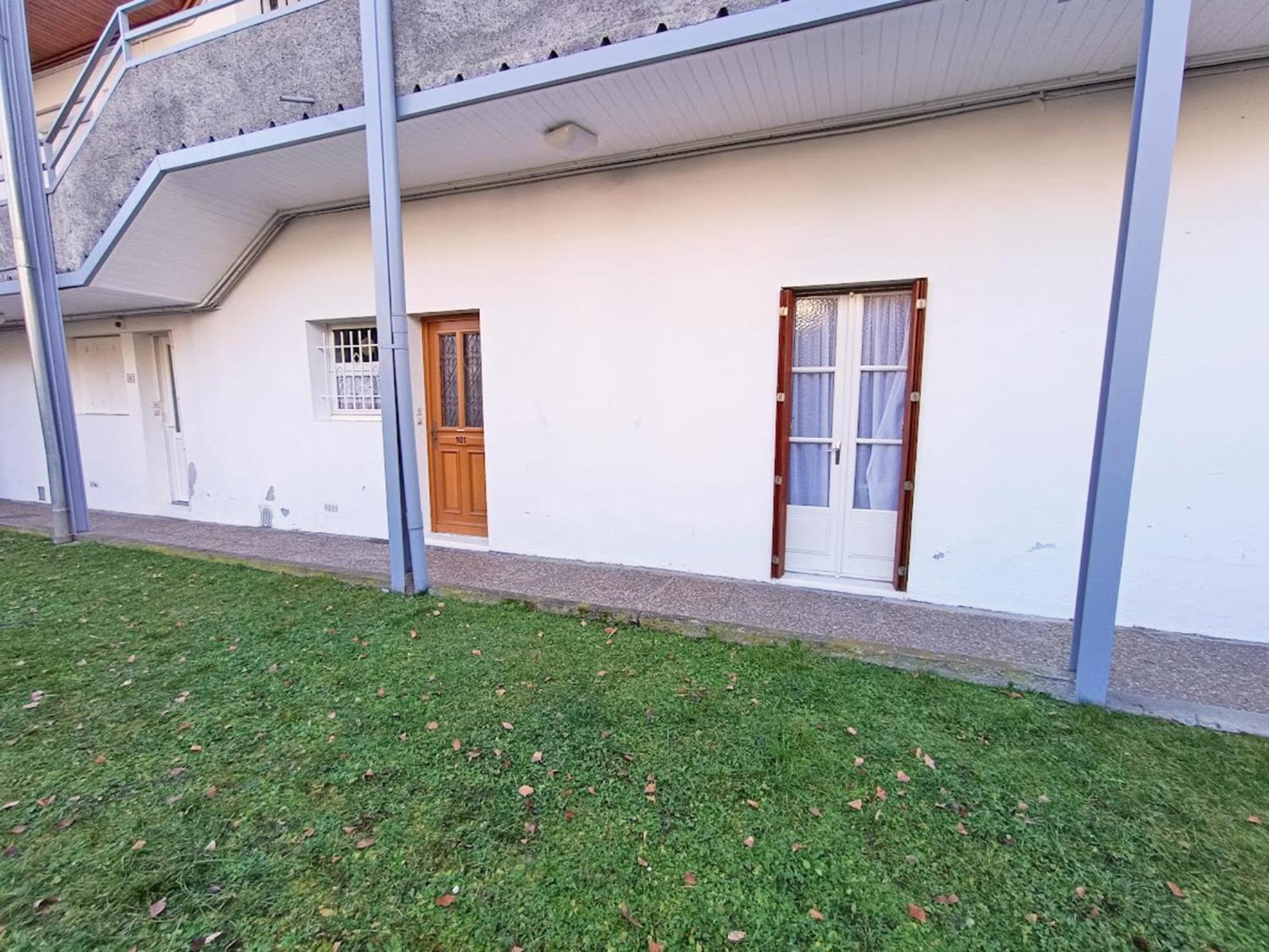 Le Petit Paradis, T3, Wifi, Parking, Veranda Bagneres-de-Luchon Экстерьер фото