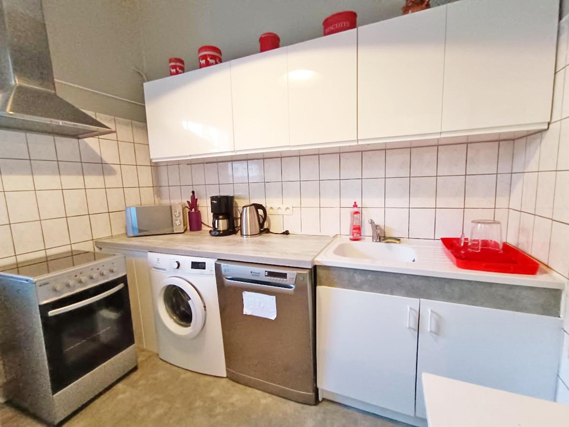 Le Petit Paradis, T3, Wifi, Parking, Veranda Bagneres-de-Luchon Экстерьер фото